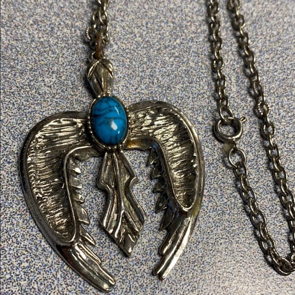 Necklace - Picture 2 of 3